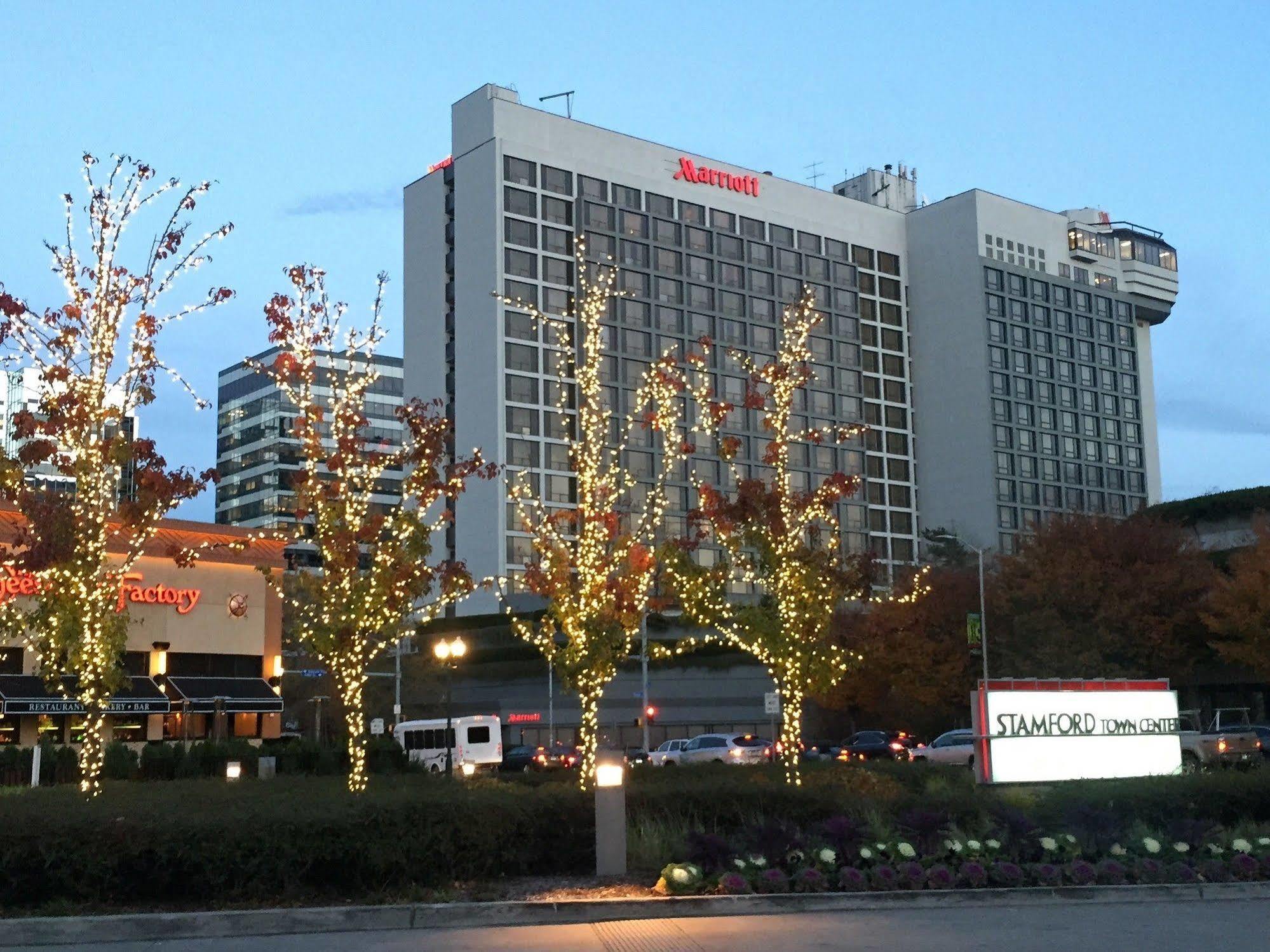 Stamford Marriott Hotel & Spa Exterior photo